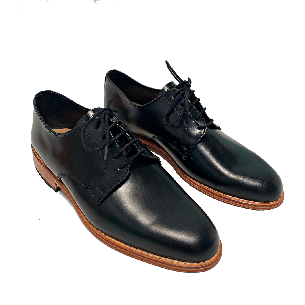 Uniform Shoe (050)